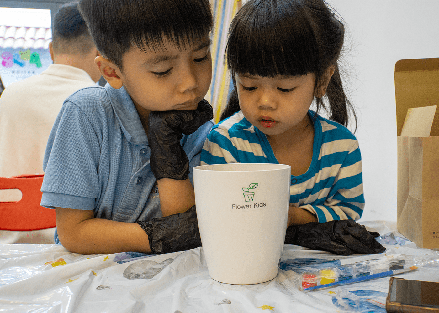 Quà tặng giáo dục và Stem